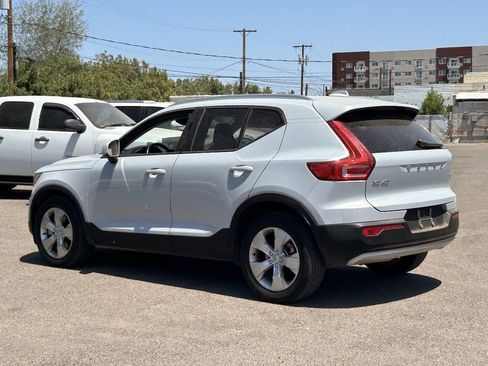 Used 2021 Volvo XC40 T5 Momentum AWD/4WD image 5