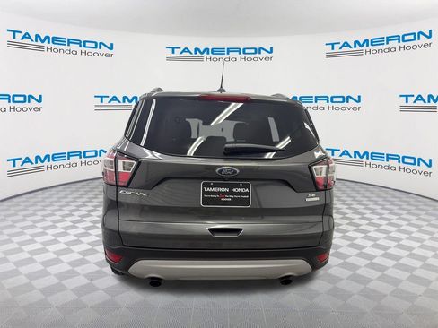 Used 2018 Ford Escape SE w/ SE Sync 3 Package FWD image 4