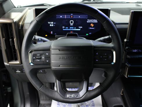 Used 2024 GMC Hummer EV 3X AWD/4WD image 17