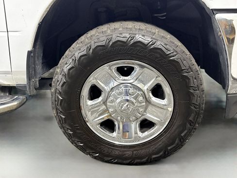 Used 2022 RAM 2500 Big Horn image 32