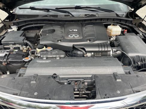 Used 2017 INFINITI QX80 4WD w/ Driver Assistance Package image 28