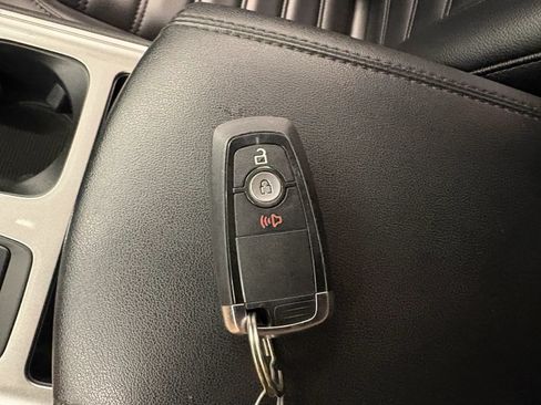 Used 2024 Ford Edge SEL AWD/4WD image 79
