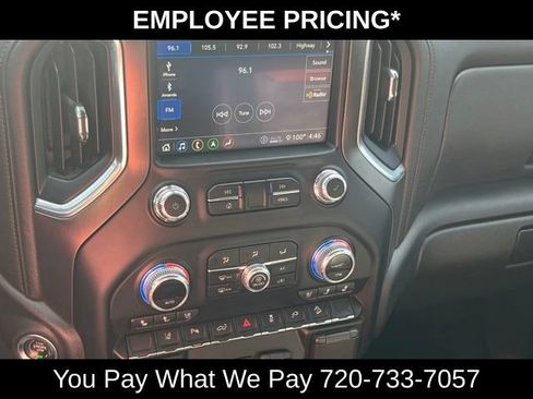 Used 2020 GMC Sierra 2500 AT4 w/ AT4 Premium Package AWD/4WD image 34