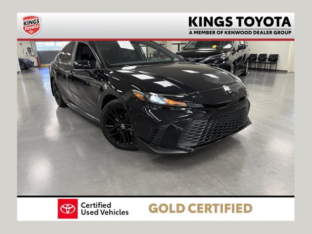 Certified 2025 Toyota Camry SE FWD image 1
