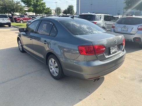 Used 2014 Volkswagen Jetta SE FWD image 3