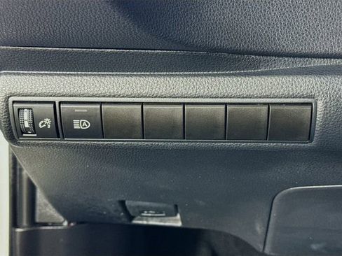 Certified 2024 Toyota Corolla LE image 10