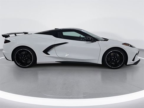 Certified 2025 Chevrolet Corvette Stingray Premium Conv w/ Z51 Performance Package image 2
