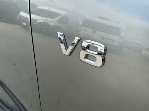 Used 2019 Nissan Armada SL w/ Premium Package AWD/4WD image 16