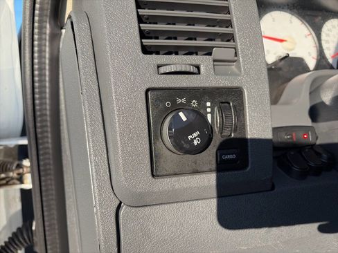 Used 2006 Dodge Ram 2500 Truck Laramie image 29