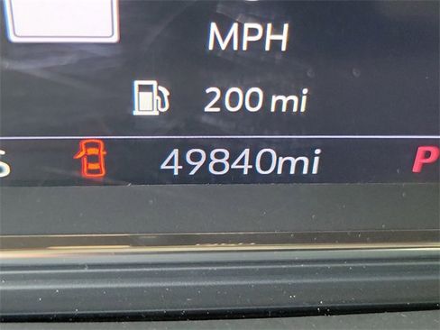 Used 2023 GMC Sierra 3500 Denali w/ Denali Ultimate Package image 26