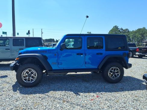 New 2026 Jeep Wrangler Unlimited Rubicon AWD/4WD image 3