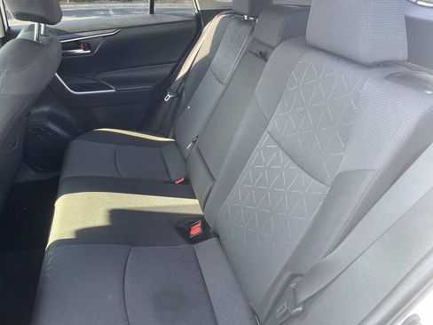 Used 2021 Toyota RAV4 XLE w/ XLE Grade Weather Package AWD/4WD image 13