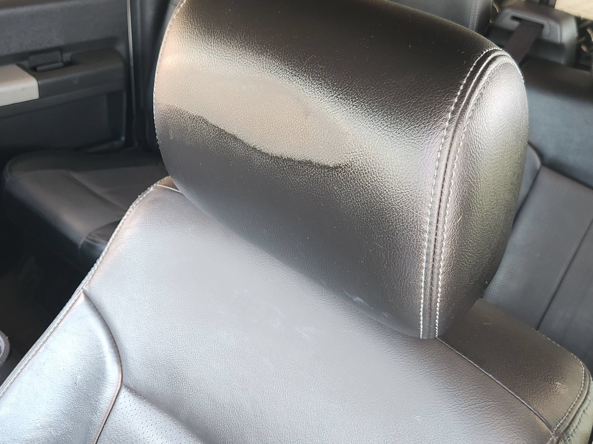 Used 2015 Ford F250 Lariat w/ Lariat Interior Package AWD/4WD image 25