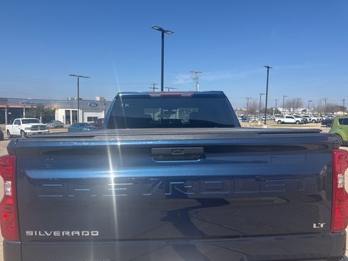 Used 2019 Chevrolet Silverado 1500 LT w/ Texas Edition image 8