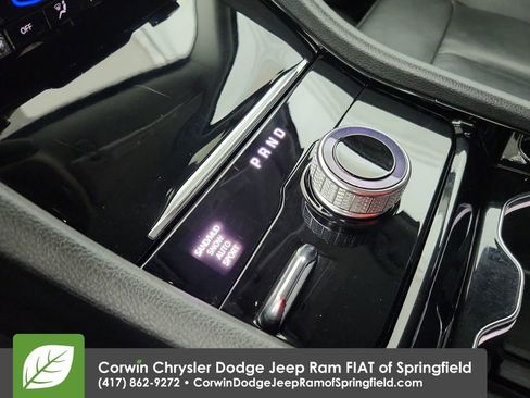 Used 2023 Jeep Grand Cherokee Limited image 29