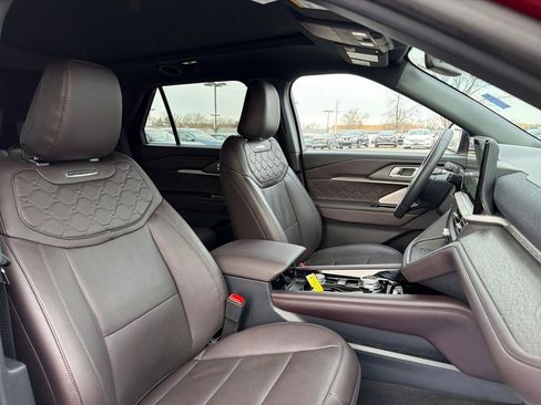 Used 2025 Ford Explorer Platinum w/ Ultimate Package image 31