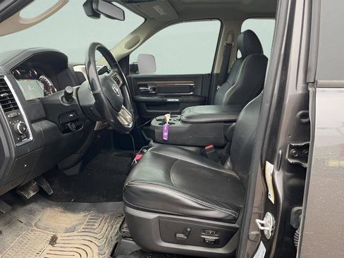 Used 2016 RAM 2500 Laramie image 8
