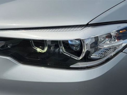 Used 2018 BMW 540i xDrive w/ Premium Package AWD/4WD image 12