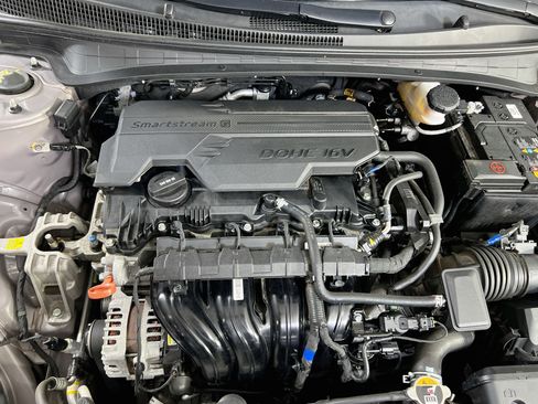 Used 2023 Hyundai Elantra SEL w/ Convenience Package FWD image 29