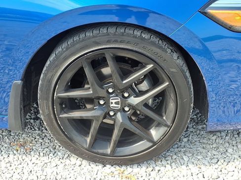 Used 2023 Honda Civic Sport image 14