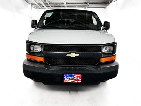 Used 2014 Chevrolet Express 3500 3500 CARGO VAN image 2