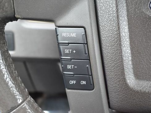 Used 2010 Ford F150 XLT AWD/4WD image 21