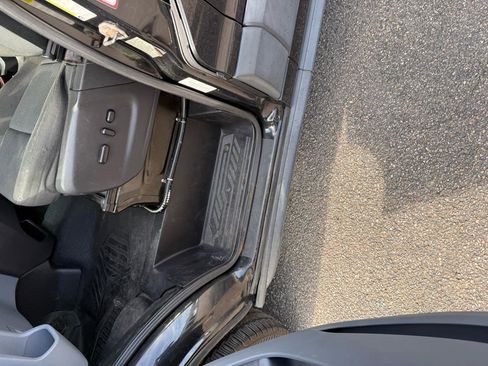 Used 2015 Ford Transit 250 148 Medium Roof RWD image 29