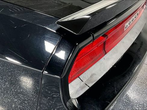 Used 2014 Dodge Challenger R/T RWD image 17
