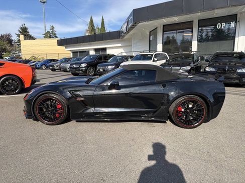 Used 2017 Chevrolet Corvette Grand Sport RWD image 3