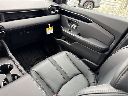 New 2025 Honda Pilot EX-L image 19