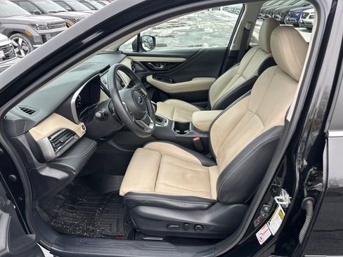 Used 2020 Subaru Outback Limited image 9