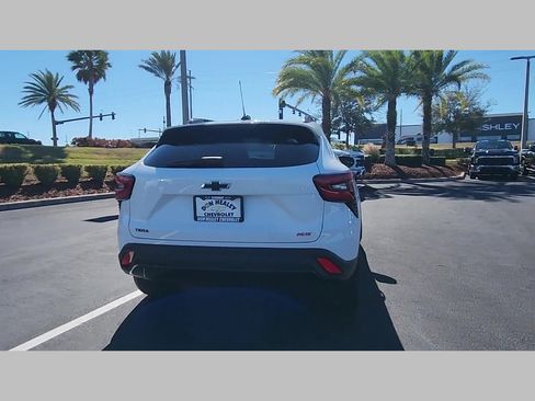 New 2026 Chevrolet Trax RS w/ Driver Confidence Package image 18
