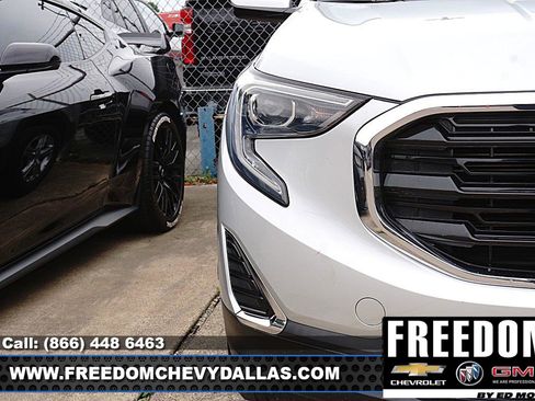 Used 2021 GMC Terrain SLE FWD image 5