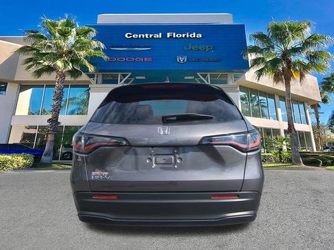 Used 2025 Honda HR-V LX image 6