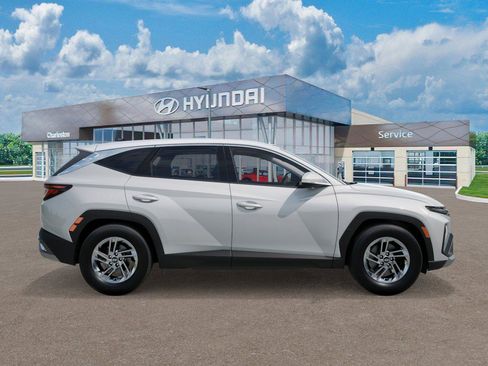 New 2026 Hyundai Tucson SE FWD image 7