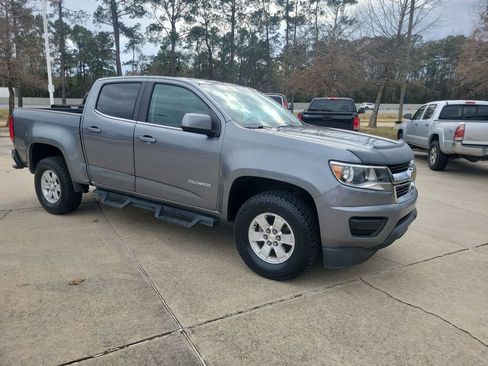 Used 2020 Chevrolet Colorado W/T w/ WT Convenience Package image 9