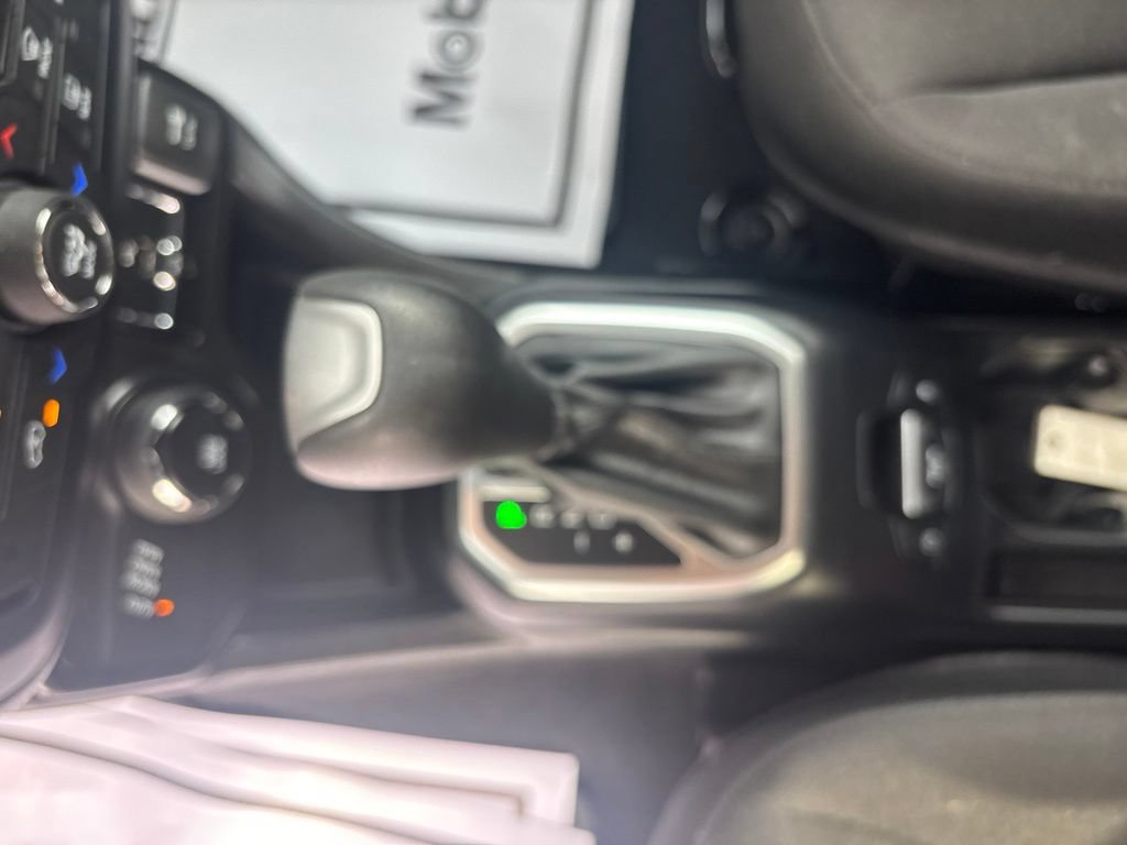 Used 2023 Jeep Renegade Latitude AWD/4WD image 28