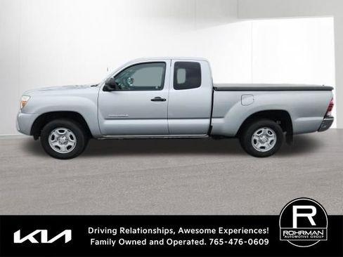 Used 2012 Toyota Tacoma 2WD Access Cab w/ SR5 Pkg image 6