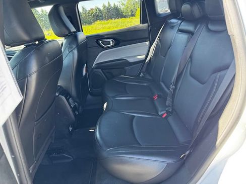 Used 2023 Jeep Compass Limited AWD/4WD image 19