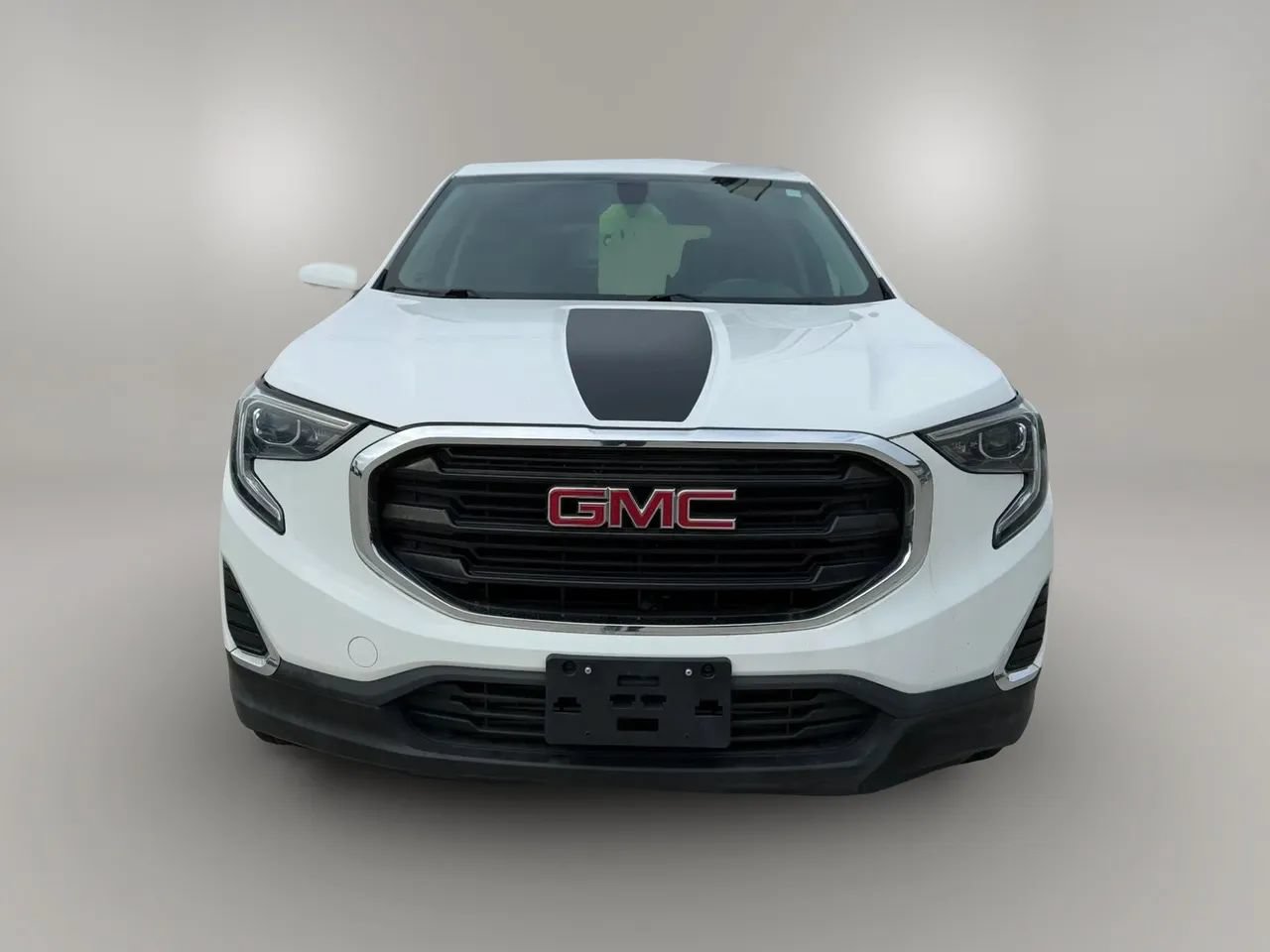 Used 2018 GMC Terrain SLE FWD image 2
