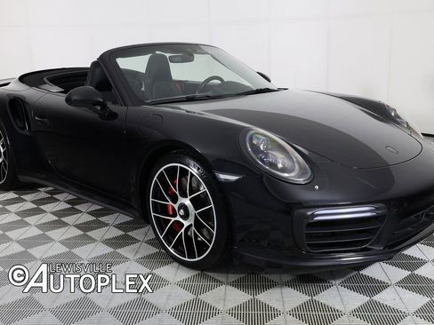 Used 2018 Porsche 911 Turbo image 3