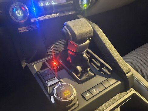 Used 2026 Toyota Tacoma Limited w/ Tow Tech Package image 15