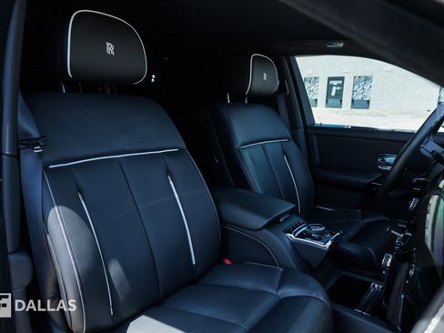 Used 2023 Rolls-Royce Phantom Extended Wheelbase RWD image 52