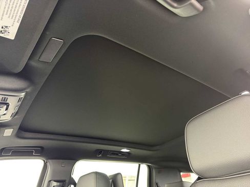 New 2026 GMC Yukon XL Denali w/ Denali Reserve Package AWD/4WD image 36
