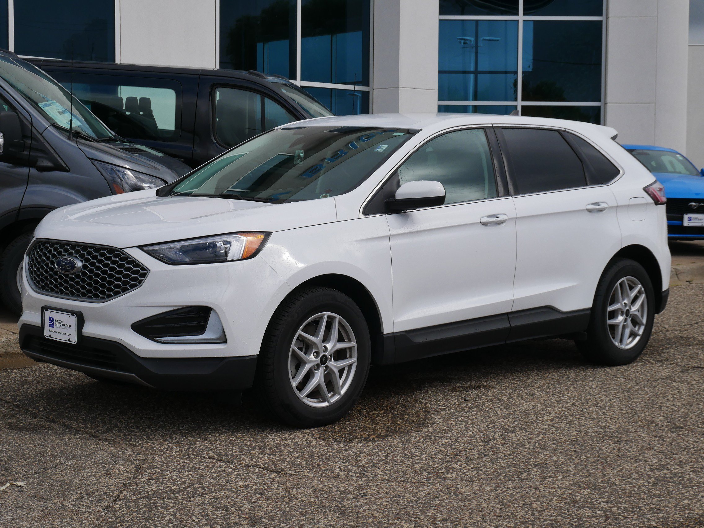 Used 2024 Ford Edge SEL AWD/4WD image 25