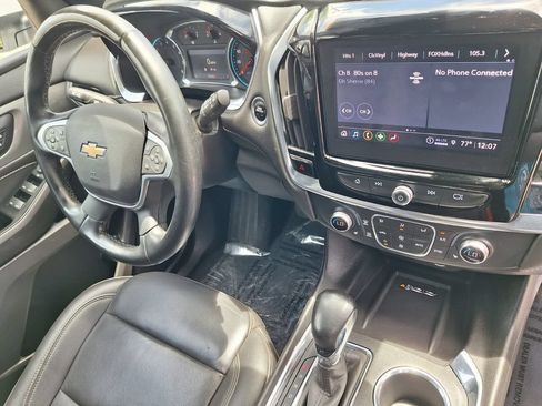Used 2023 Chevrolet Traverse LT FWD image 31