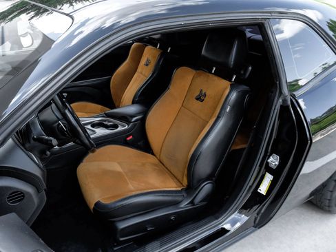 Used 2020 Dodge Challenger R/T Scat Pack w/ Plus Package RWD image 35