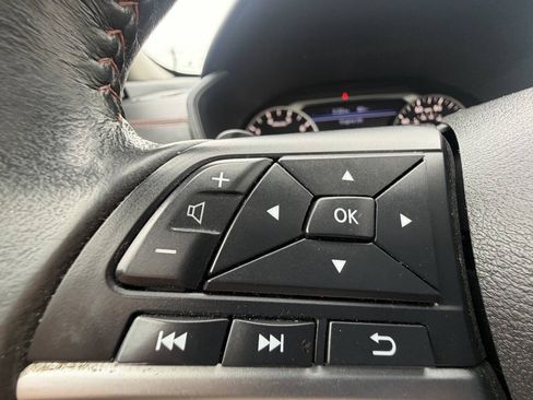 Used 2022 Nissan Altima 2.5 SR w/ Midnight Edition Package FWD image 15