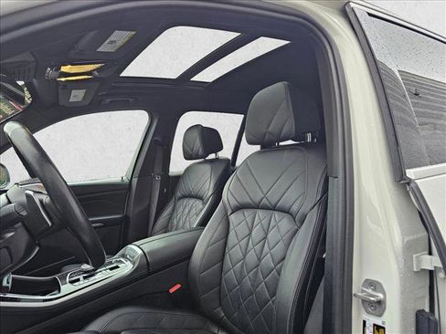 Used 2024 BMW X5 xDrive50e image 20