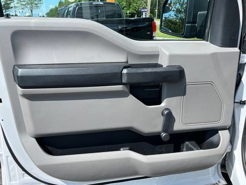 Used 2018 Ford F150 XL RWD image 13